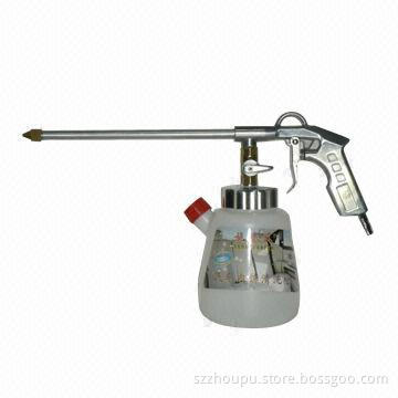 Engine cleaning gun with cup